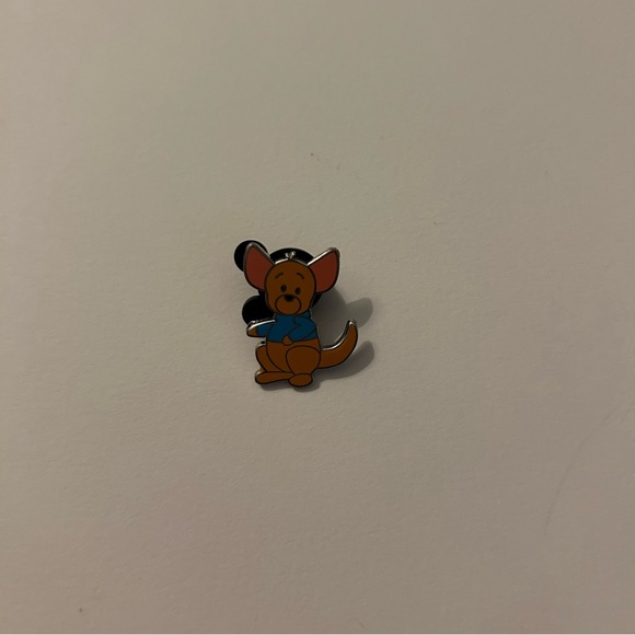 Disney Roo from Winnie the Pooh Mini Pin - Picture 1 of 2